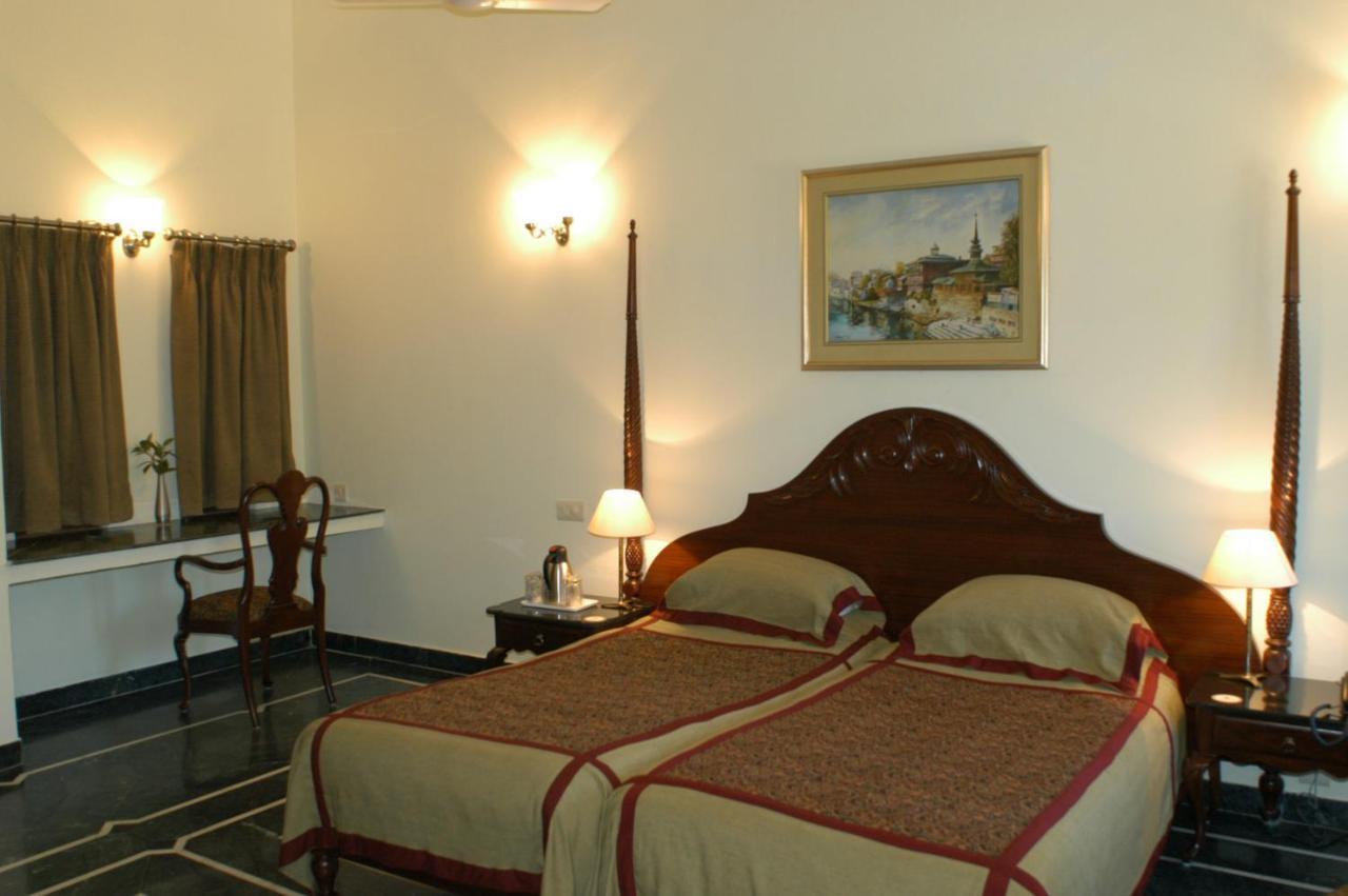 Hotel Welcomheritage Taragarh Palace Pālampur Esterno foto